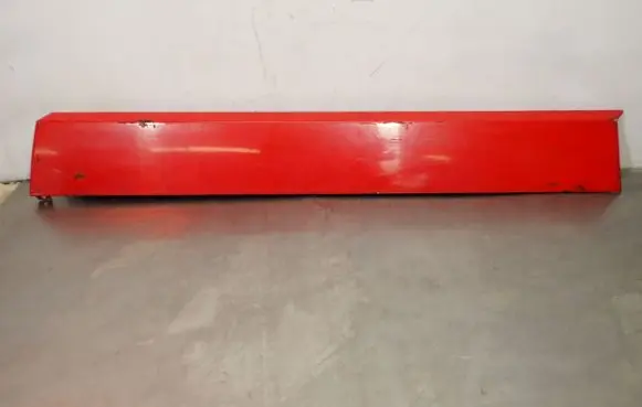Volkswagen Transporter - Caravelle T3 Side skirt front trim 