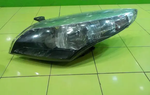 Renault Megane III Headlight/headlamp 260601778R