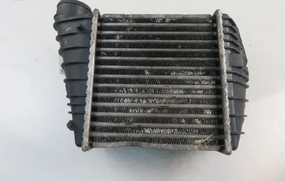 Seat Toledo II (1M) Intercooler radiator 1J0145805H