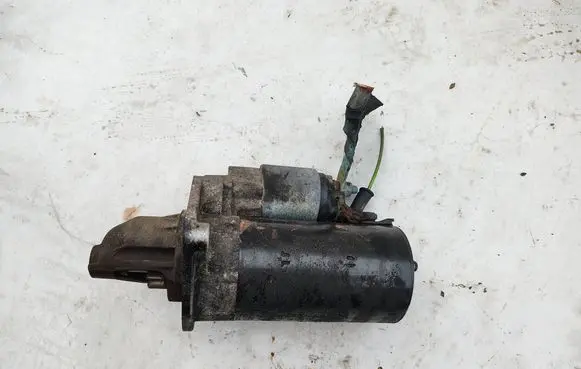 Iveco Daily 5th gen Starter motor