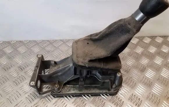 Seat Alhambra (Mk1) Gear shifter/selector 7M3711049C 7M3711071
