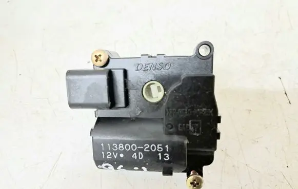 Toyota Corolla Verso E121 Air flap motor/actuator 1138002051