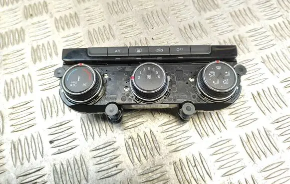 Volkswagen Golf VII Climate control unit 5G0907426M 5HB01117620