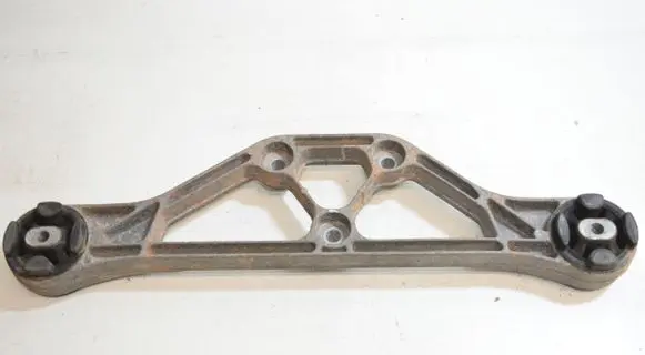 Audi A8 S8 D3 4E Rear differential/diff mount bracket 4E0599285