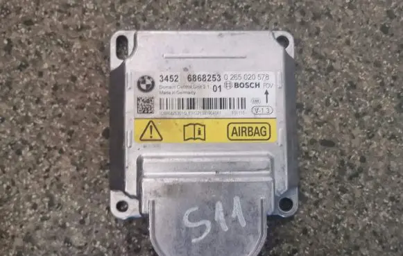 BMW 1 F20 F21 Airbag control unit/module 6868253