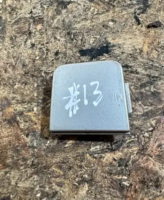 Mercedes-Benz S W220 Front tow hook cap/cover 2208850323 475320