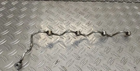 Toyota Corolla Verso AR10 Fuel main line pipe
