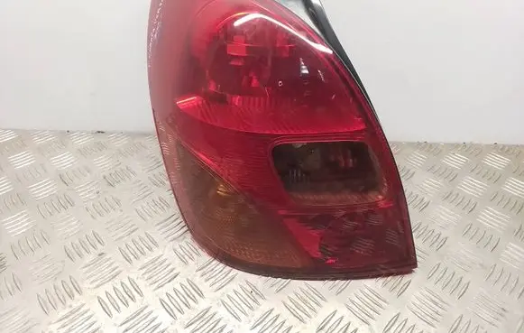 Toyota Corolla Verso E121 Rear/tail lights