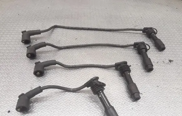 Chevrolet Captiva Ignition plug leads 