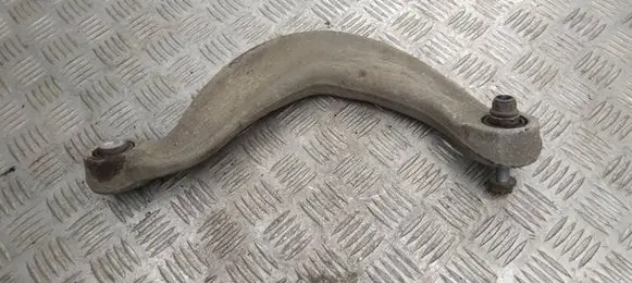 Rear control arm