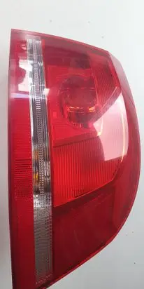 Volkswagen PASSAT B7 Rear/tail lights