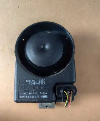 Audi A6 S6 C6 4F Alarm system siren 1K0951605C F005V00327