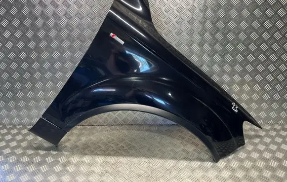 Audi Q7 4L Fender