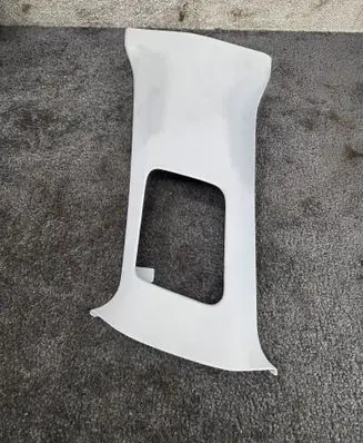 Tesla Model Y (B) pillar trim (top) 162692800C 30008371