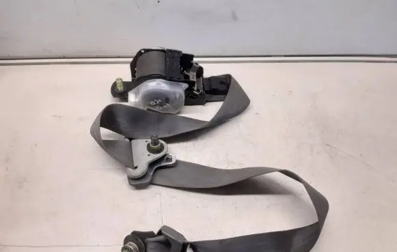 Honda CR-V Front seatbelt NSB072GL008 84L907270 19988515