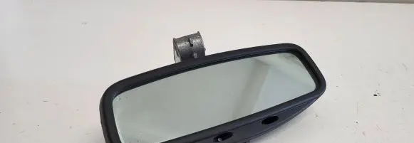 Rear view mirror (interior)