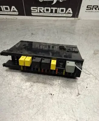 Mercedes-Benz E W211 Comfort/convenience module 2115452101 5DK00804750