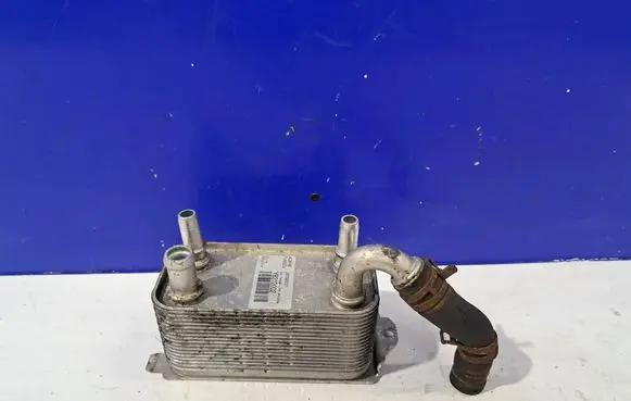 Volvo S60 Engine oil radiator 30792231