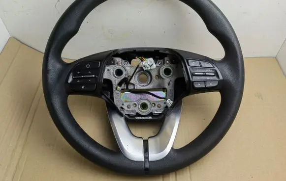 Hyundai i30 Steering wheel 56100G4060