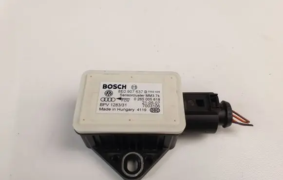 Audi A6 S6 C6 4F ESP acceleration yaw rate sensor 8E0907637B