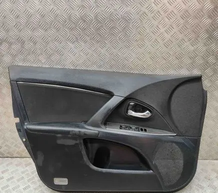 Toyota Avensis T270 Front door card panel trim 6777805040
