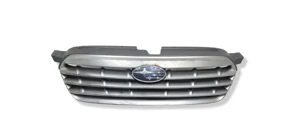 Subaru Outback Front bumper upper radiator grill 91121AG160