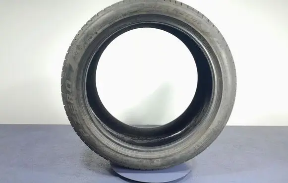 BMW X5 G05 R17 summer tire 8019227412116