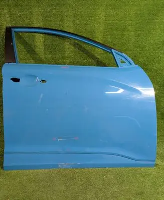 Hyundai Kona I Front door
