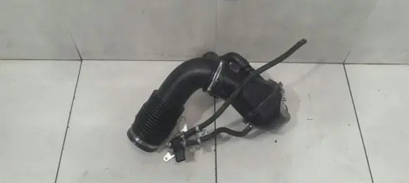 Mercedes-Benz A W176 Air intake hose/pipe A6510900609