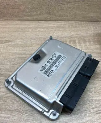 Skoda Superb B5 (3U) Engine control unit/module ECU 038906019KD 0281011205