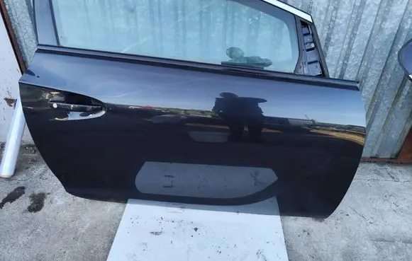 Door (2 Door Coupe)