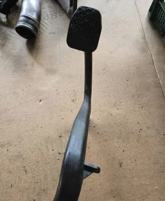 BMW 5 E39 Clutch pedal 1161586