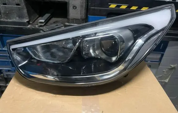 Hyundai ix35 Headlight/headlamp 921012S 921012Y 921012SXXX