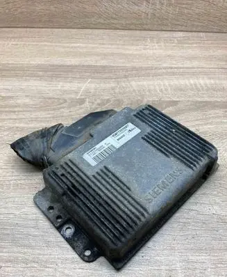 Renault Laguna I Engine control unit/module ECU HOM7700105817 S113725203A