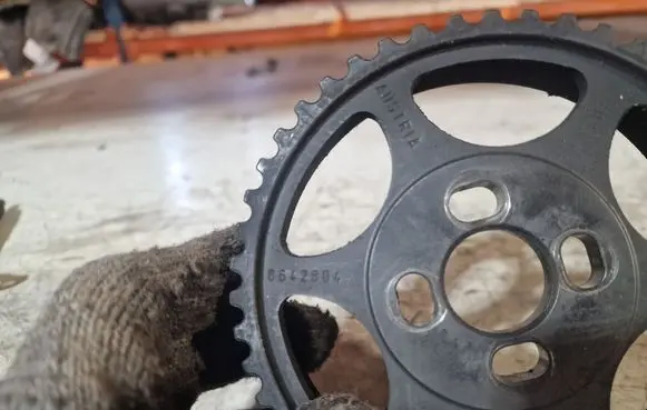 Volvo XC90 Camshaft pulley/ VANOS 