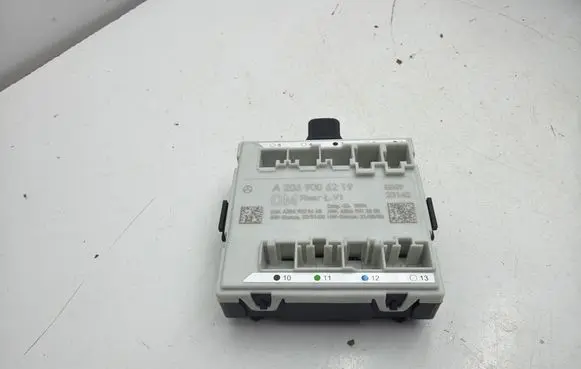 Mercedes-Benz C W206 Door central lock control unit/module A2069006219