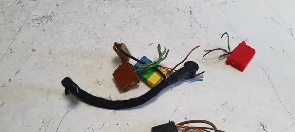 Audi A8 S8 D2 4D Sound system wiring loom 4D0035186G 357035447