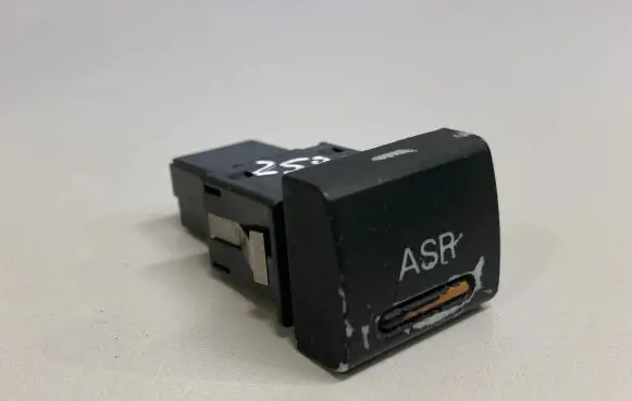Traction control (ASR) switch