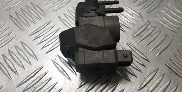 Renault Latitude (L70) Vacuum valve 149566215R