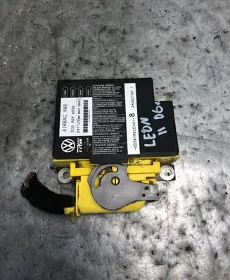 Seat Leon (1P) Airbag control unit/module 3C0909605H