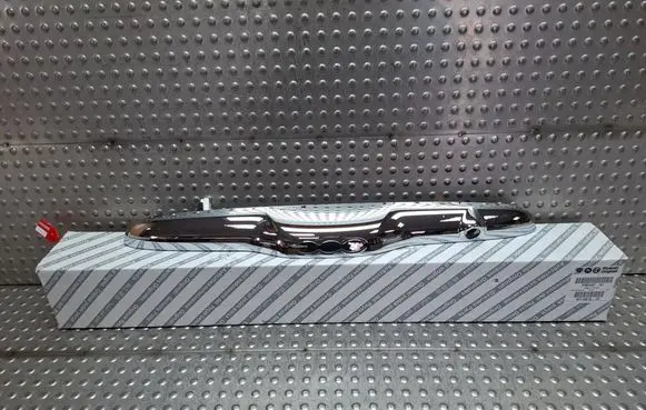 Fiat 500 Trunk door license plate light bar S26337851 0735516207