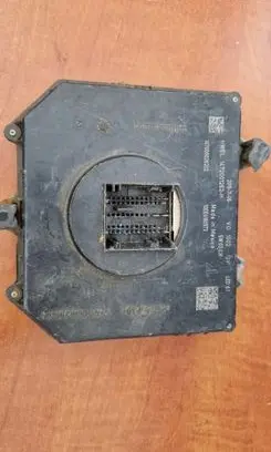 Dodge RAM Headlight ballast module Xenon 147000028202