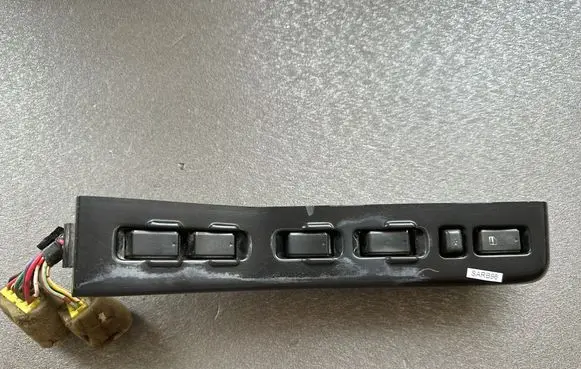 Nissan Patrol Y60 Other switches/knobs/shifts 8096127J10