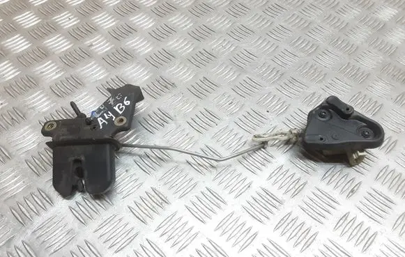 Audi A4 S4 B6 8E 8H Tailgate/trunk/boot lock/catch/latch 8F5827505B