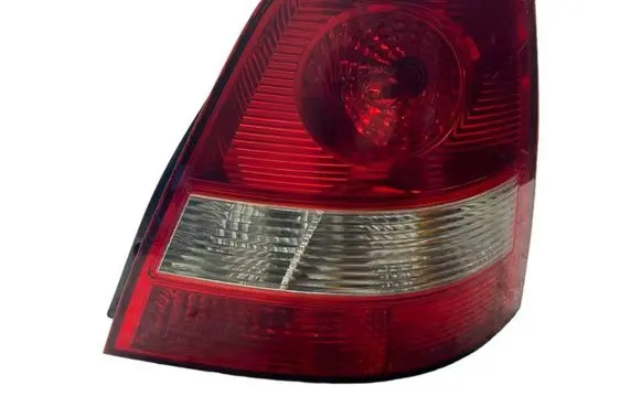 KIA Sorento Rear/tail lights E138362