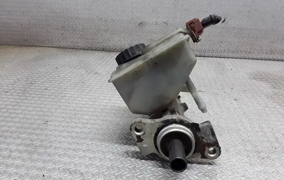 Volvo S80 Master brake cylinder 9485183