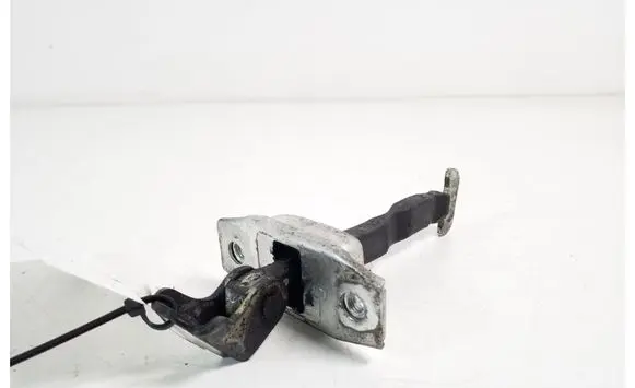 Toyota Hilux (AN10, AN20, AN30) Front door check strap stopper 68610-0K020
