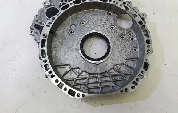 Mercedes-Benz C W205 Timing belt guard (cover) A6540105807