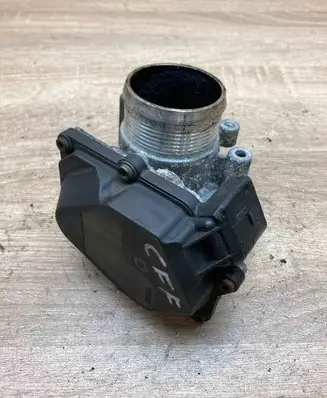 Audi Q3 8U Throttle valve 03L128063AC A2C84117500
