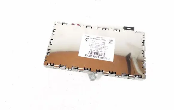 Mercedes-Benz E W212 Antenna control unit A1669003407